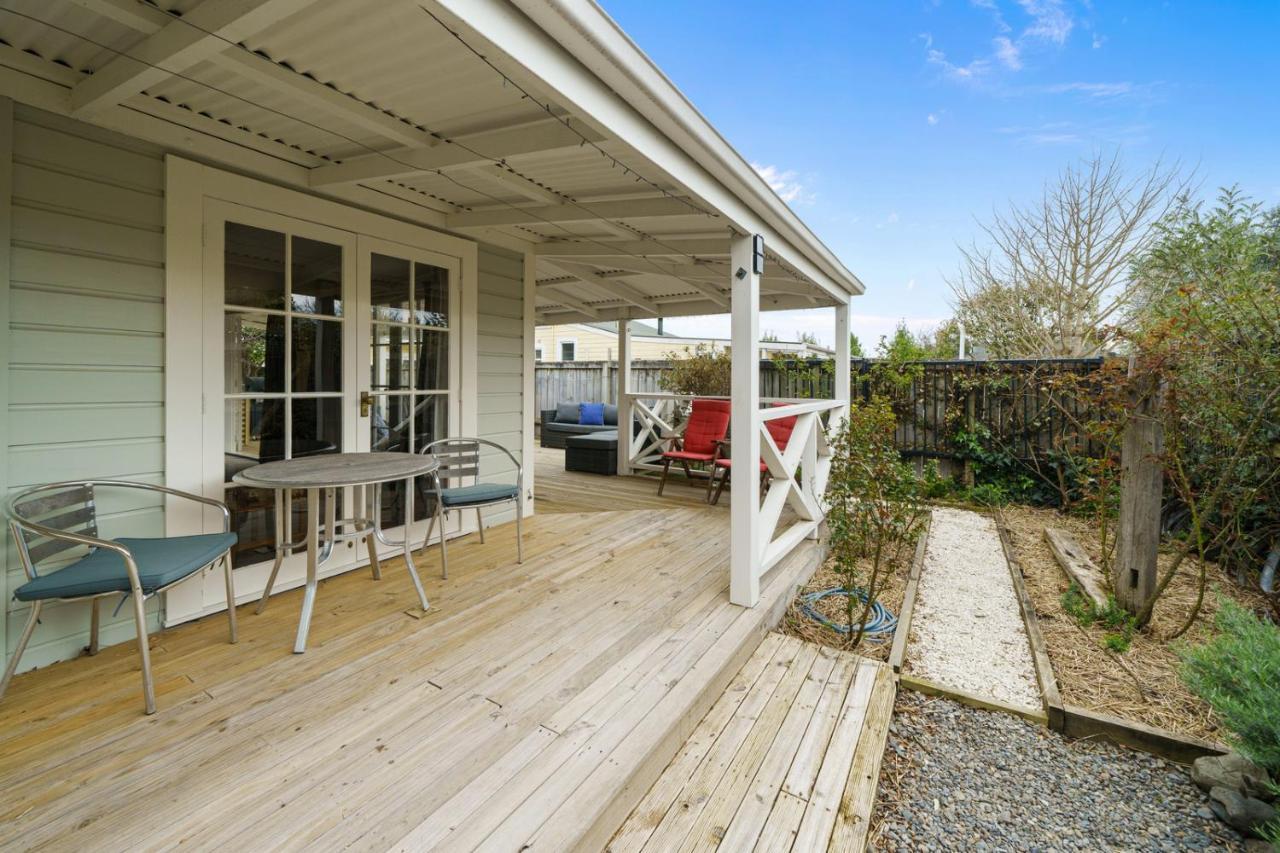 Pendreigh Cottage - Martinborough Holiday Home Dış mekan fotoğraf